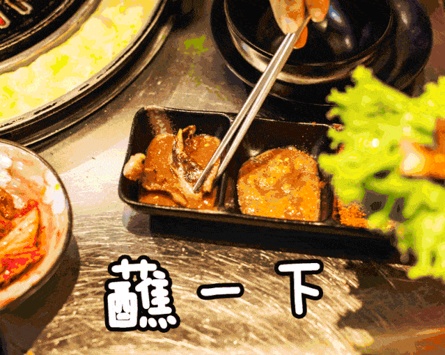 商家|99元抢原价260元「三哥院子地锅烤肉」4-6人餐！烤牛肉、烤五花肉、烤培根、烤翅中、烤鱿鱼……红遍哈尔滨的地锅烤肉快来试试！