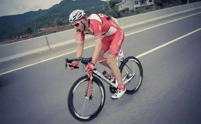 如何快速练习自行车 2929b2f242d342029b311ec3ae063483.jpeg