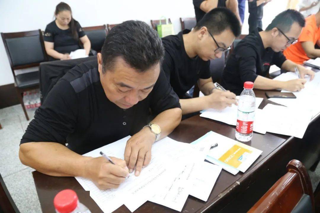 六次人口普查的目的_人口普查(3)