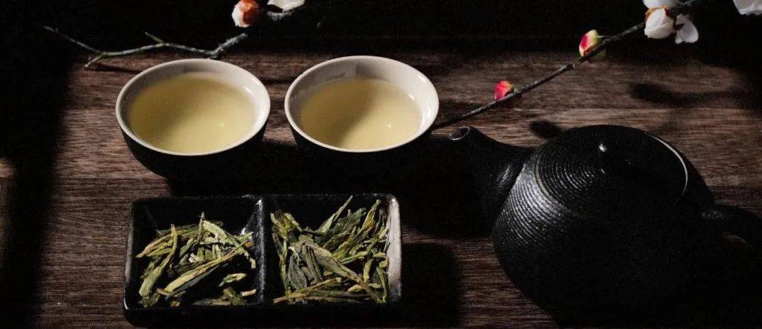 当你用心品茶时,茶叶绽放出的美丽,茶香亦是不同.