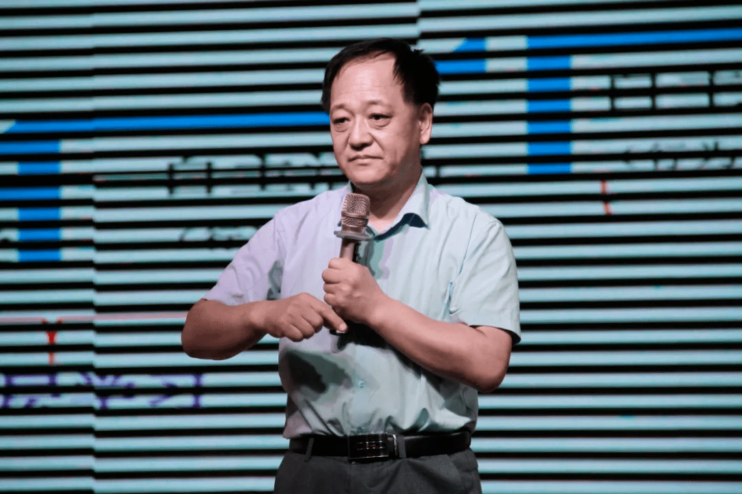 怎么看规律和创新