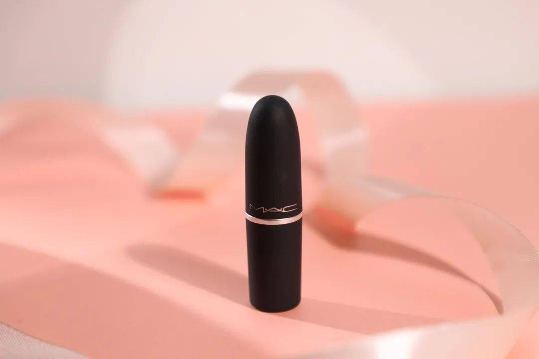 口红|黄皮别再跟风了,网红色都是骗人的!