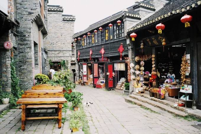 镇江人均_镇江金山寺