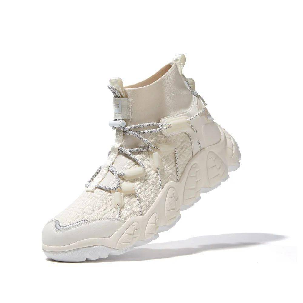 运动鞋|FILA Apennines 把「户外时尚」和「山脉灵感」融合呈现在一双鞋上了...