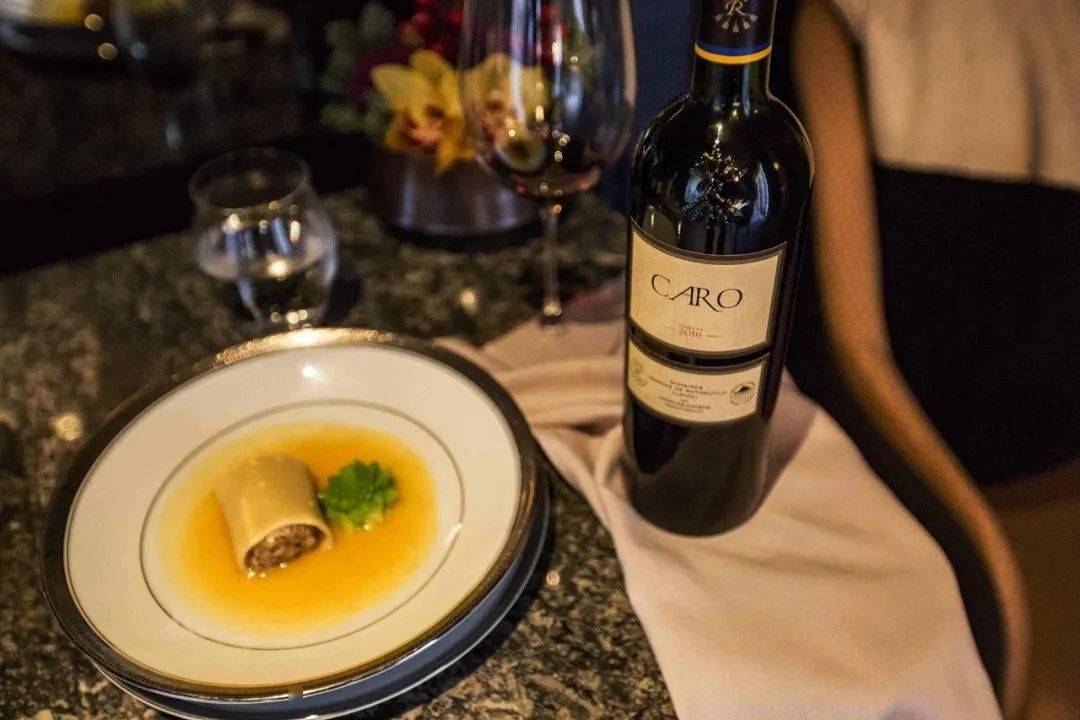 酒庄|旅途中总有好胃口带上一支红酒