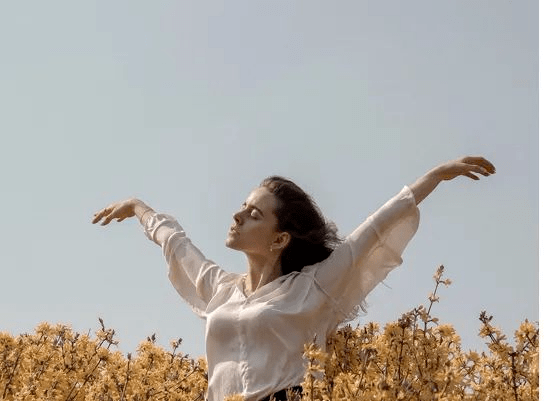 如何让自己变得阳光 060d91afd01f4fc7a20a3cb33a430736.png