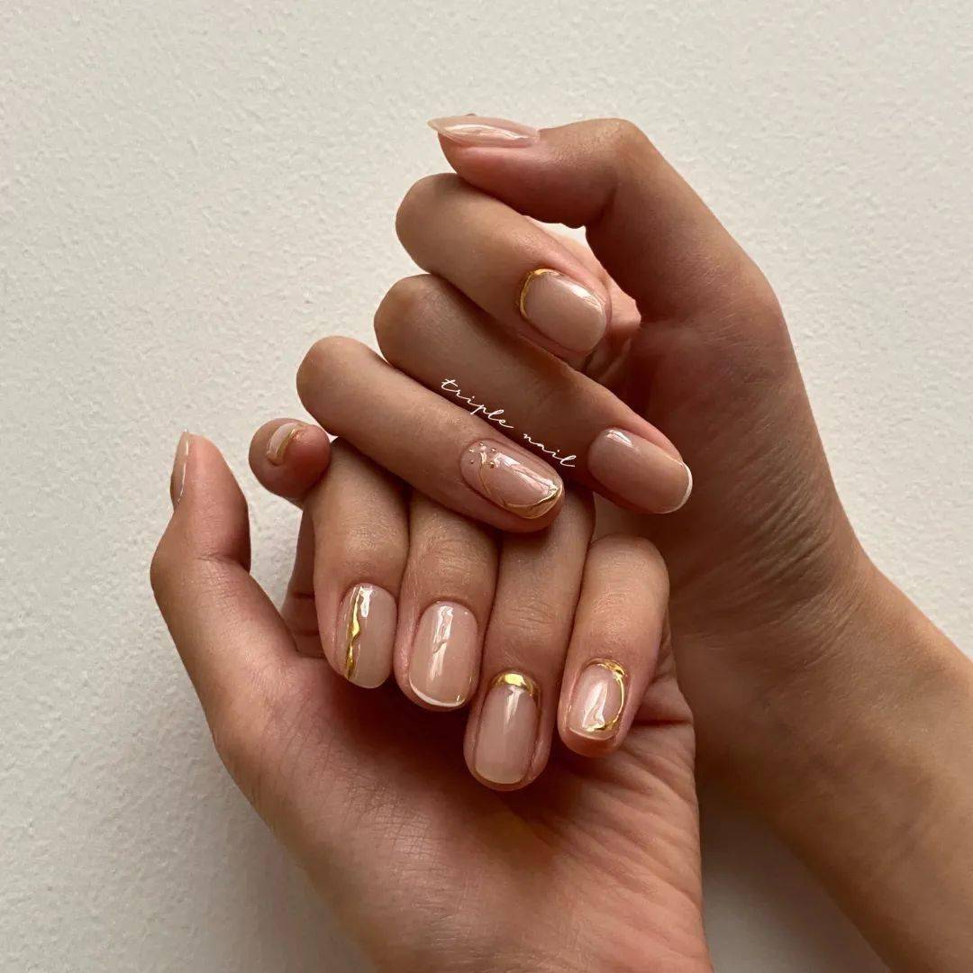 什么|国庆期间做什么?不如安排一下初秋美甲~