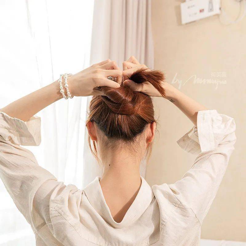 教程|一看就会!4款韩系气质盘发教程,30秒迅速出门!