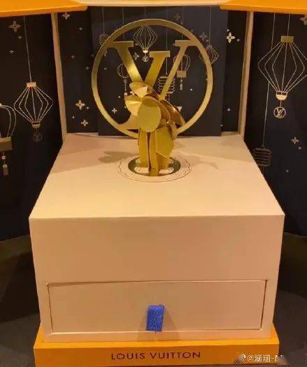 礼盒|大 牌 的 月 饼 长 啥 样 啊 ？