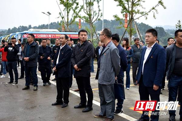 保靖县迁陵镇举办村党群服务中心规范化管理现场会