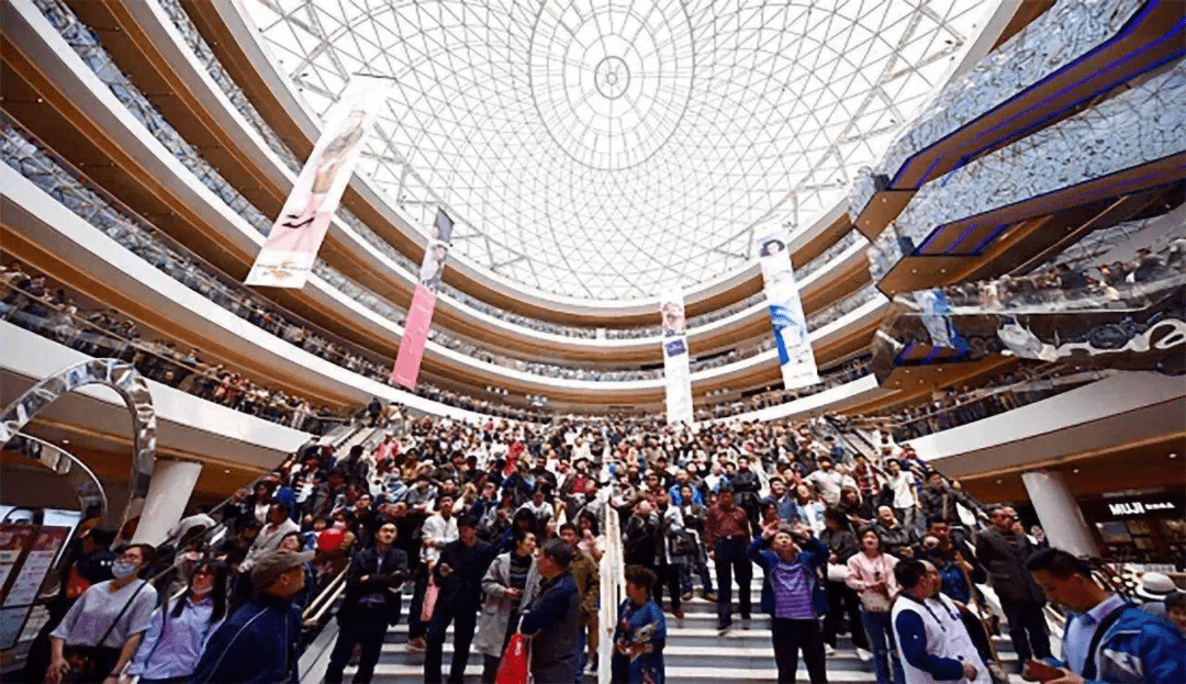 2022年4月29日-上海苏宁五角场店发生聚集性疫情