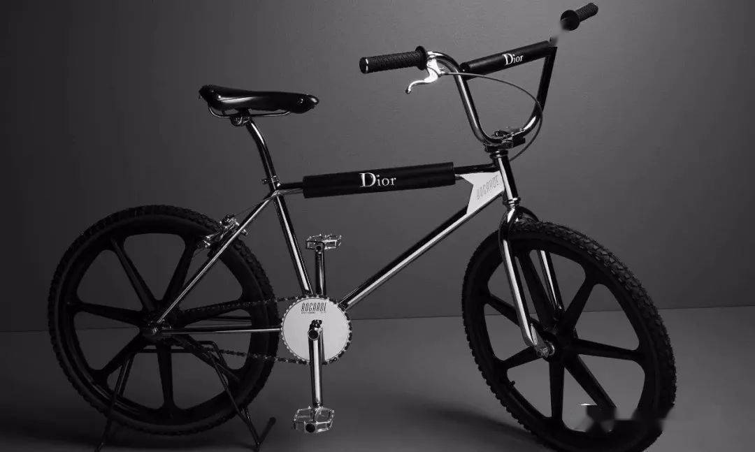 Stussy|10万的Dior X AJ不算啥，20万的Dior踏板车才是真香！