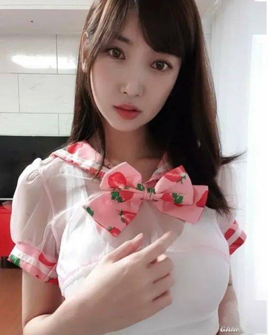 姐姐|弹琴性感画面让人心跳加速 来自韩国的钢琴小姐姐