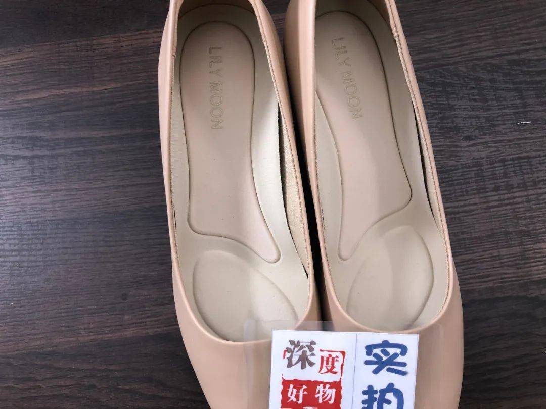 设计|跑步都可以穿的高跟鞋,舒适软弹内底、独家防磨设计,轻盈舒适,入手不后悔!