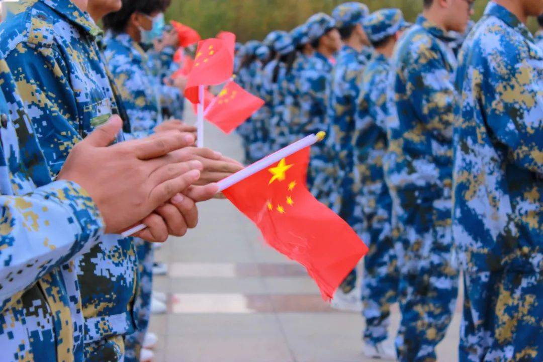 双节同庆 | 以青春之名,向祖国致敬