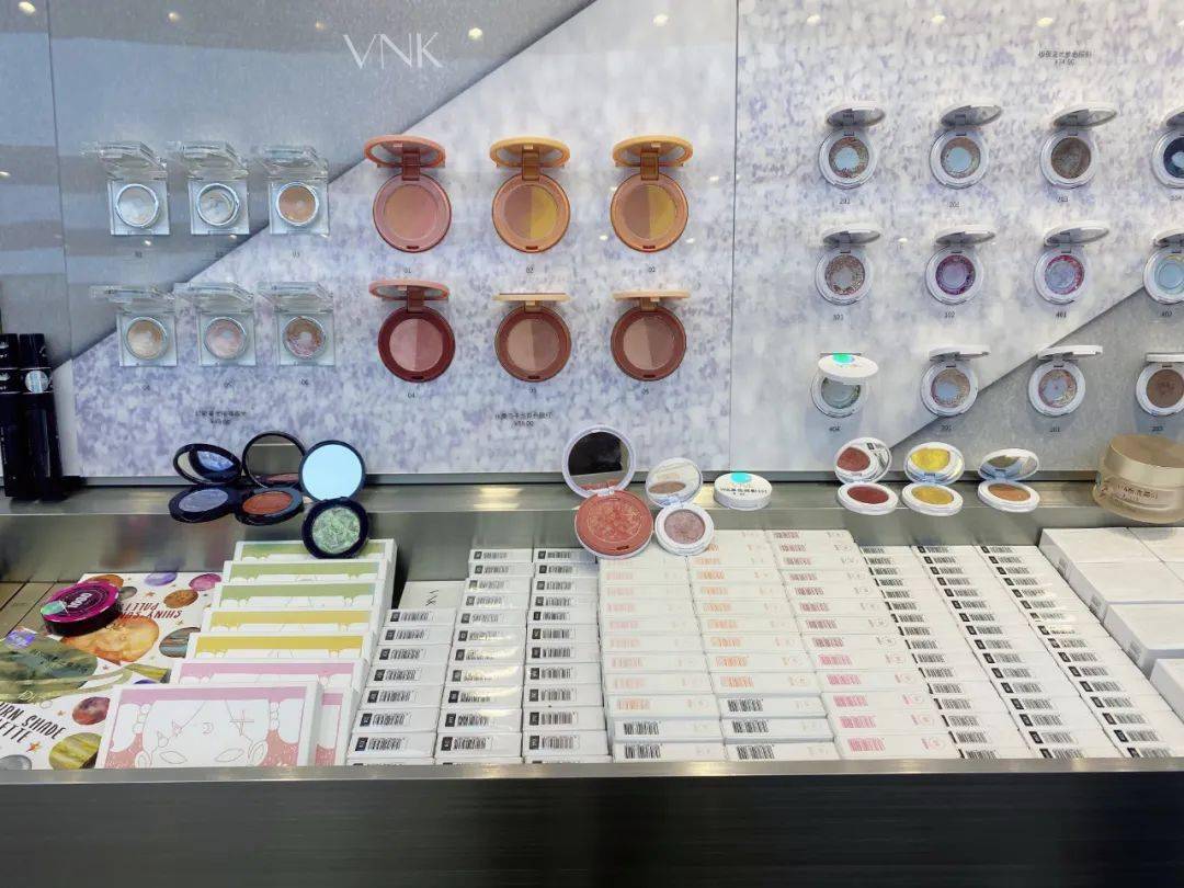 彩妆|我劝你千万不要进这家店，因为进去就忍不住花钱...