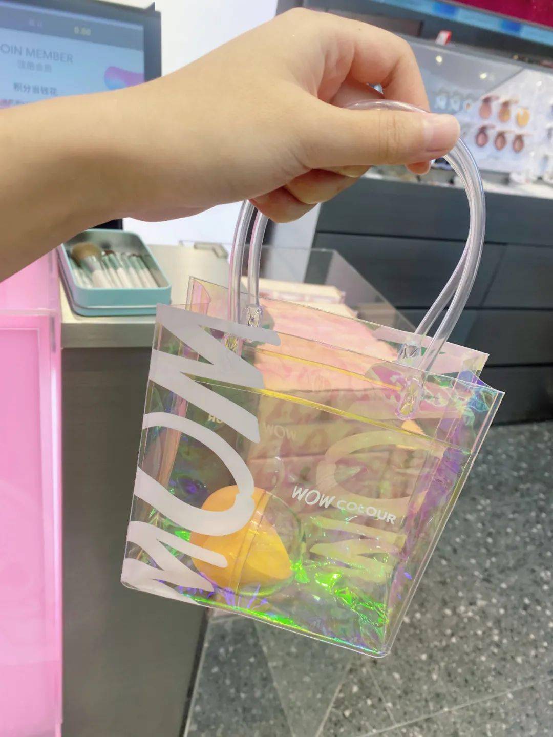 彩妆|我劝你千万不要进这家店，因为进去就忍不住花钱...