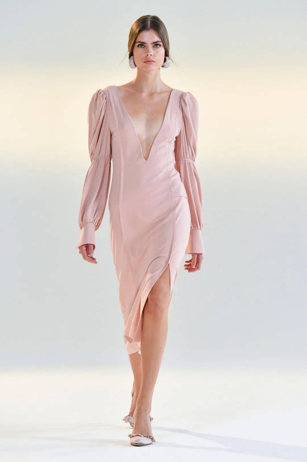 Tulum|2021纽约春夏时装周,大牌纷纷缺席但看点依然不少