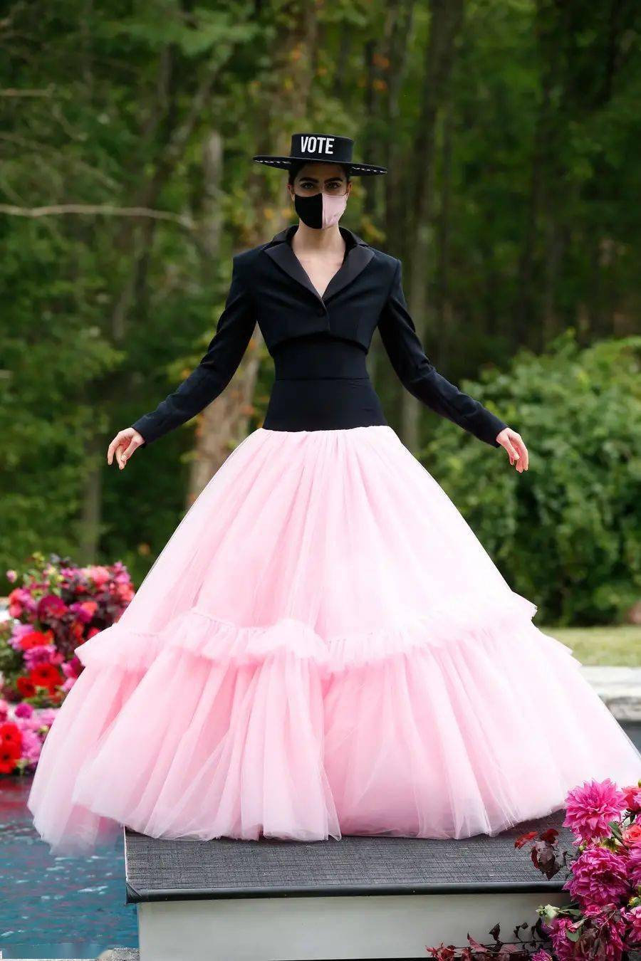 Tulum|2021纽约春夏时装周,大牌纷纷缺席但看点依然不少