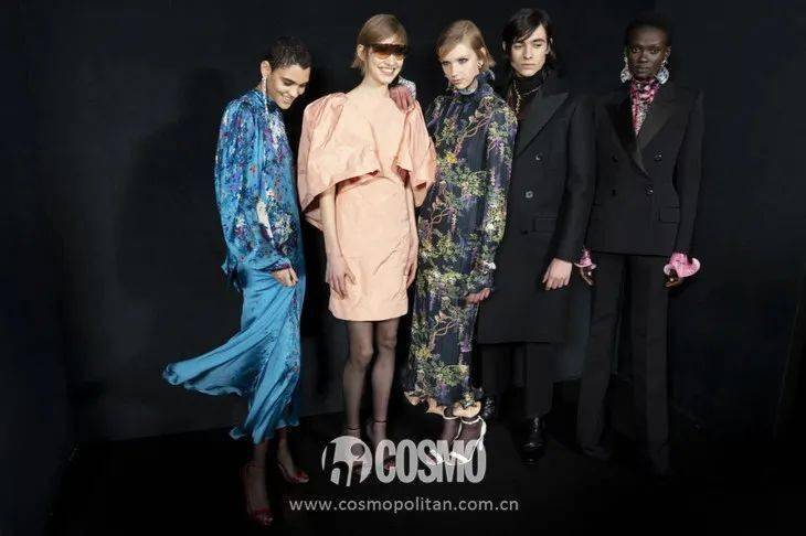 型台|T型台 | 当优雅遇上街头，GIVENCHY的路子有点野