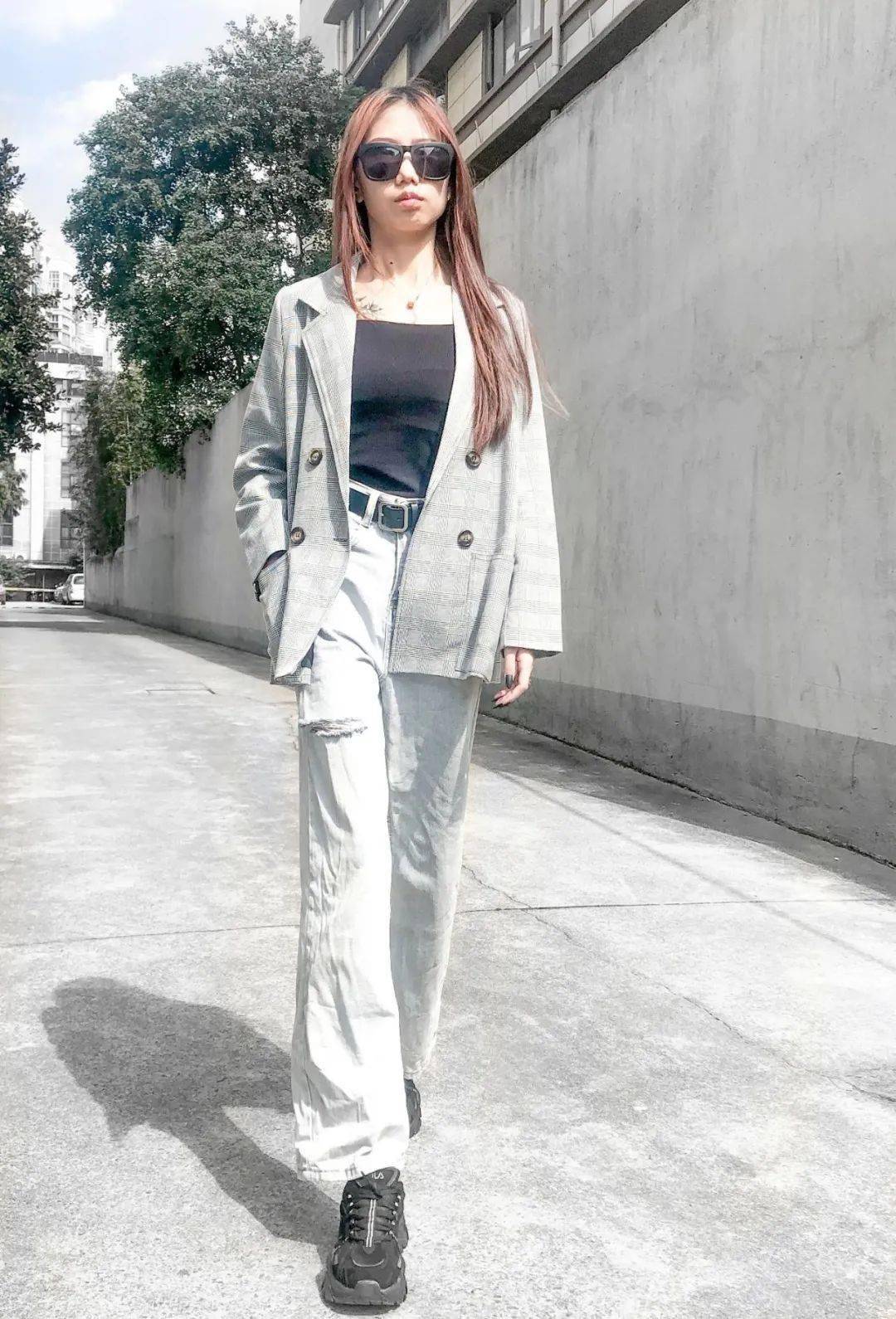 西装|《三十而已》?王漫妮同款！这件可攻可柔的秋季西装，显高显瘦超气质，一件=N套LOOK，照着穿贼时髦！