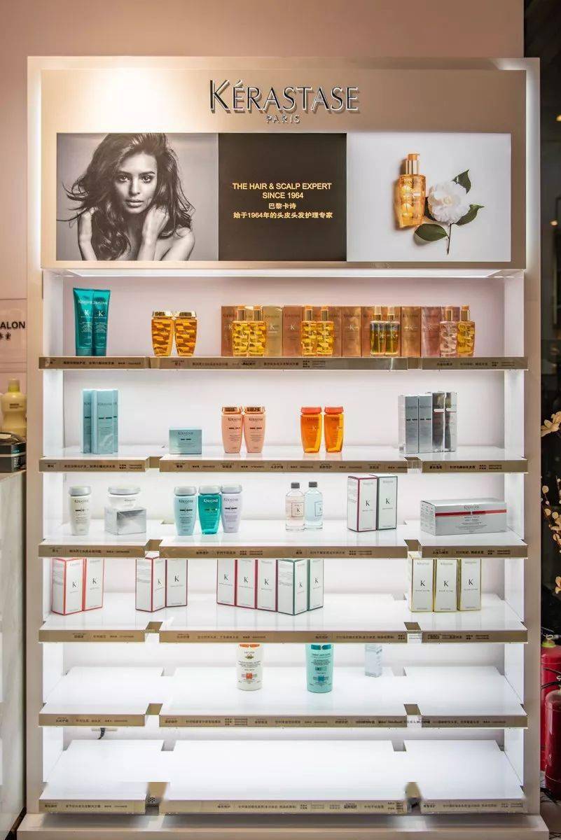 造型|16.9元剪发/88元明星染或烫造型，是时候体验一把20年热门发色“透明雾感”