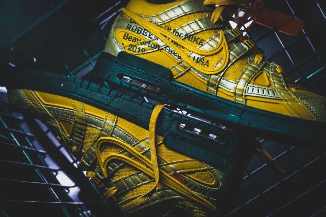 Off-White|500块钱,能否买一双 Nike × Off-White Rubber Dunk ?