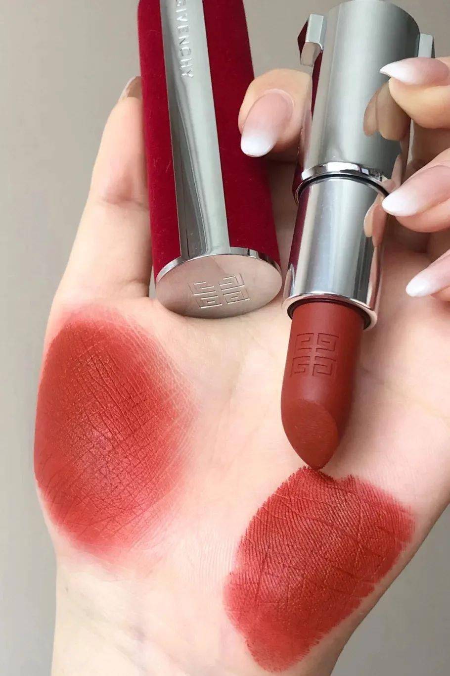 口红|大无语事件，追剧也能选色号？