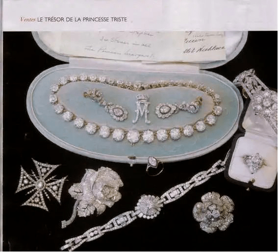 前夫|她是王室最“浪荡”公主，死后还遭前夫卖裸照！珠宝再多，也换不回圆满...