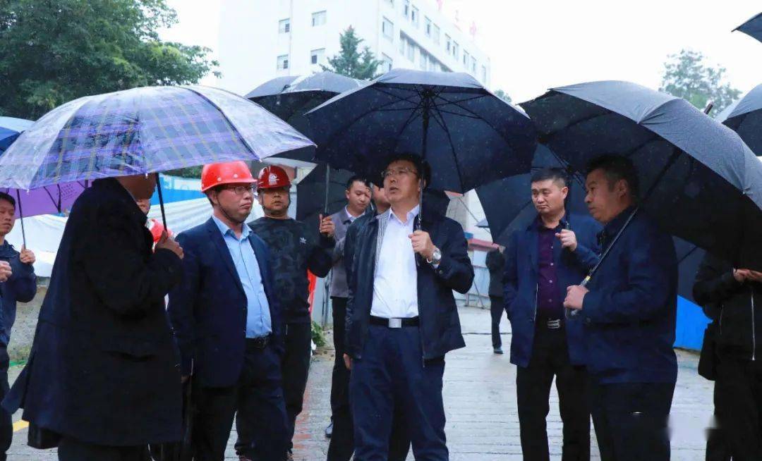 胡敬斌带队督导我区保障房建设项目“亚博yabo888网页登录”(图1)
胡敬斌带队督导我区保障房建设项目“亚博yabo888网页登录”(图1)