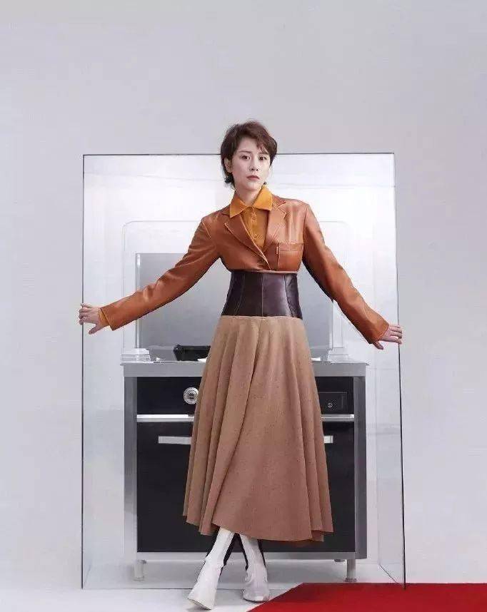 衬衫|焦糖色，秋冬最时髦的颜色！