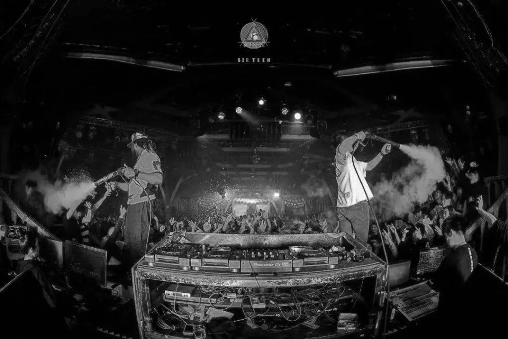 派对|一场等了你 20 年的派对