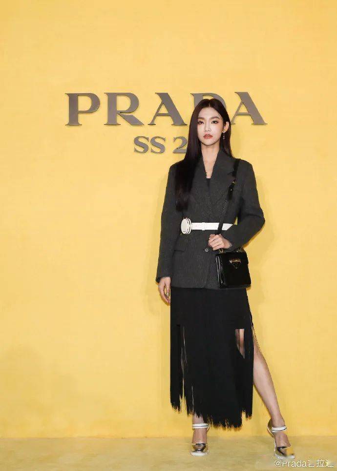 云看秀|坐在云看秀的虚拟前排上应该穿什么？