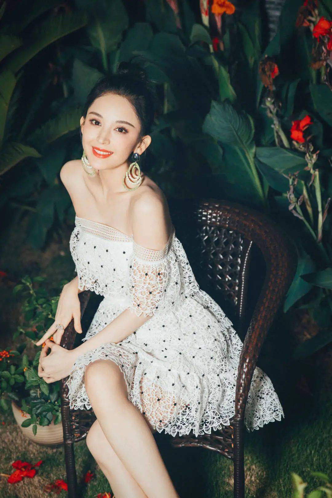 在线|看完娜扎的在线求助，我笑着笑着就哭了……