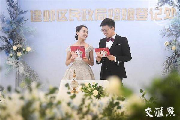 婚纱照吉日_婚纱照风格(3)