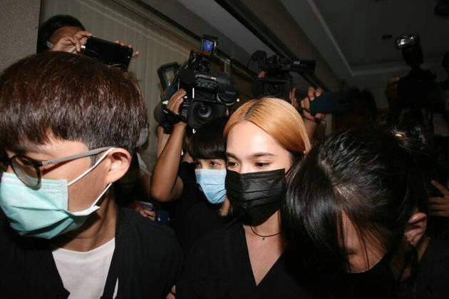 好友|杨丞琳晒照为好友庆生 疑因小鬼逝世引起失眠问题