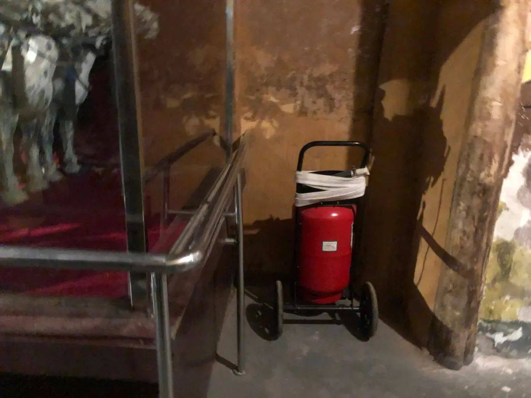 太离谱了，我被骗去看了西安最真的假兵马俑