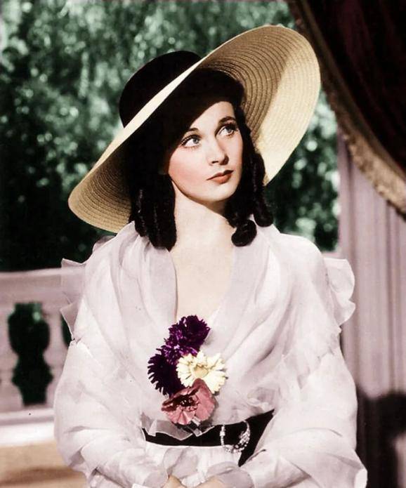 雯丽|她的一生曾被费·雯丽演绎,曾荣誉加身,却最终声名狼藉