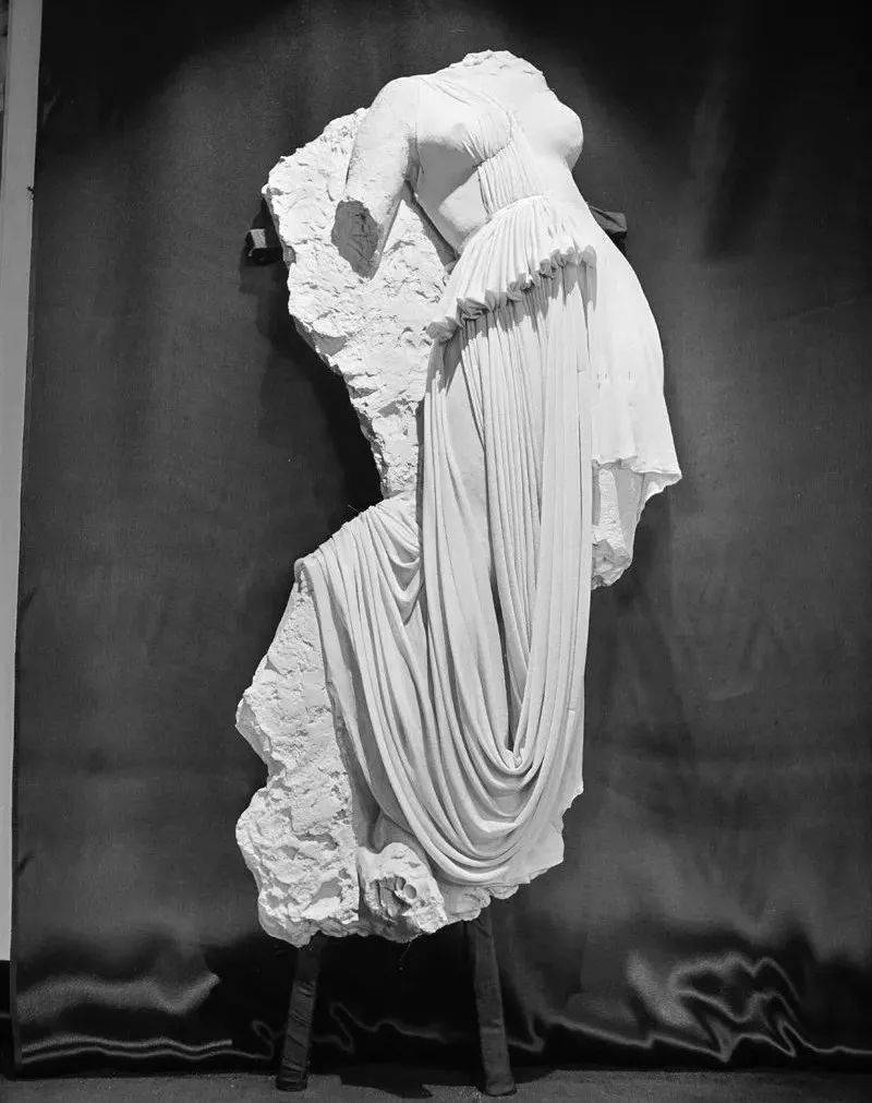 Gre|连Dior和Givenchy都对她钦佩至极！—面料雕塑家Madame Grès