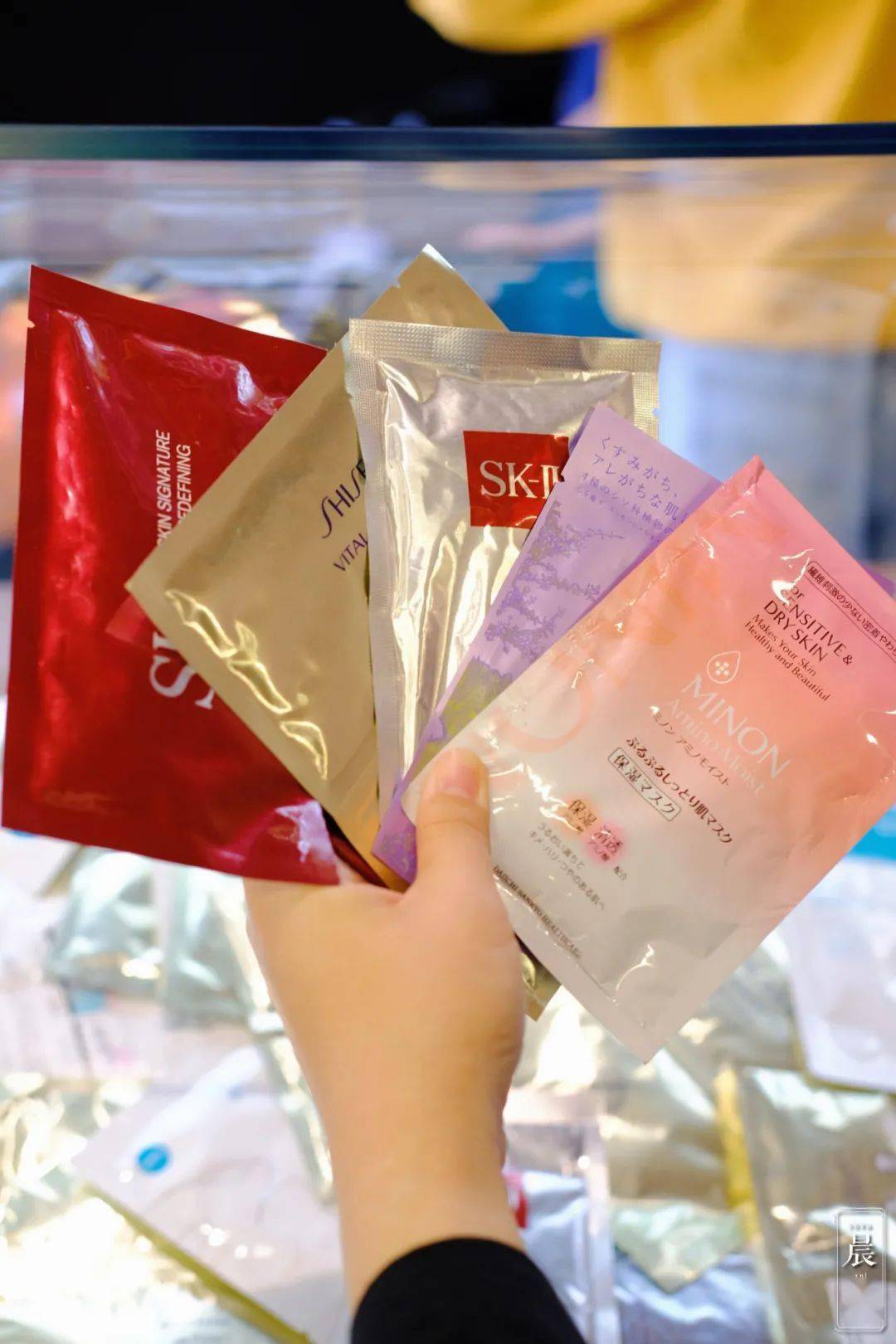 菜市场|新天地惊现美妆“菜市场”，水果和化妆品一起卖？| 小姐姐变美计划