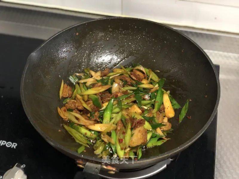 五花肉|配米饭，简直绝了【美食推荐】回锅肉：咸鲜微辣