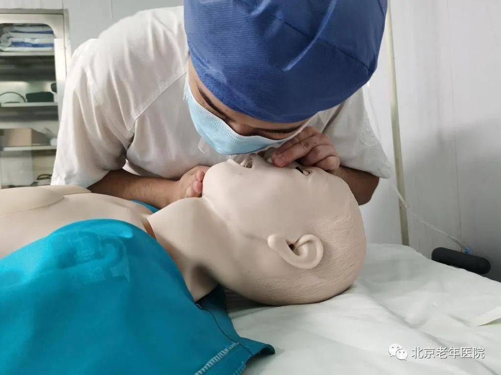 急救电击除颤器 69c6d73b988b424a8a590c8f164675f7.jpeg