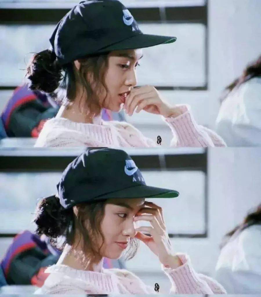 刘海|秒杀渣女大波浪！泫雅同款“泡面头”火了，get到这个发型今年秋冬美翻天！