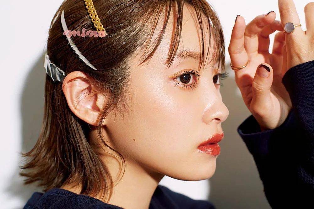 眼影|每刻美丨千国惠和高桥爱的秋日妆容 尽显成熟魅力