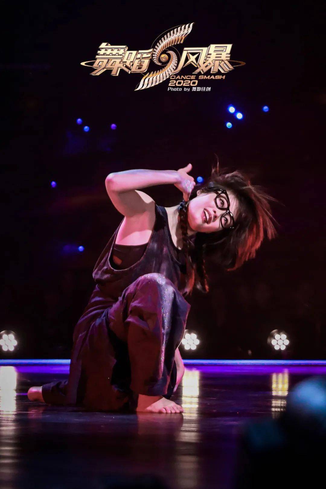 碧梨演唱会视频完整版 6fd336216b4e447797f6ec7d3ce74121.jpeg
