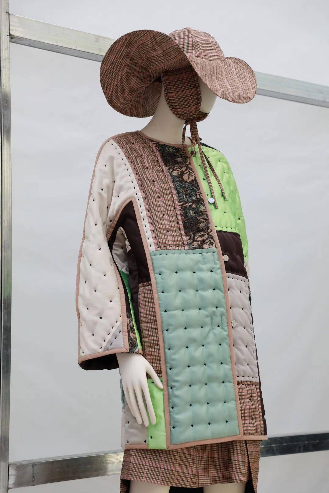 时装周|2021SS上海时装周 | 中国时尚向阳而生！