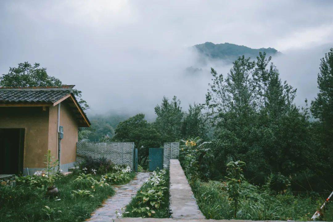 秦岭深处,民宿成群_留坝