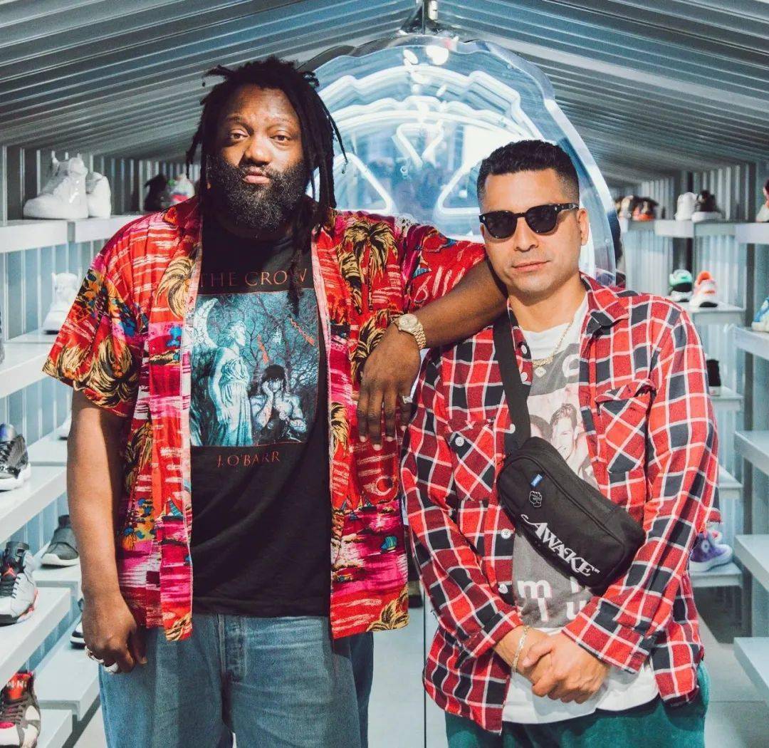 Awake|告别打工人！连 Supreme 的总监都辞职单干了！