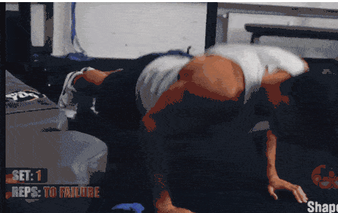 胸肌为 大肌肉群,采用的训练动作多为 多关节动作(比如,俯卧撑,杠铃