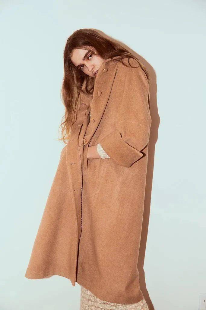 流行色|奶茶可以不喝，但奶茶色一定要拥有！（流行色之裸咖色）